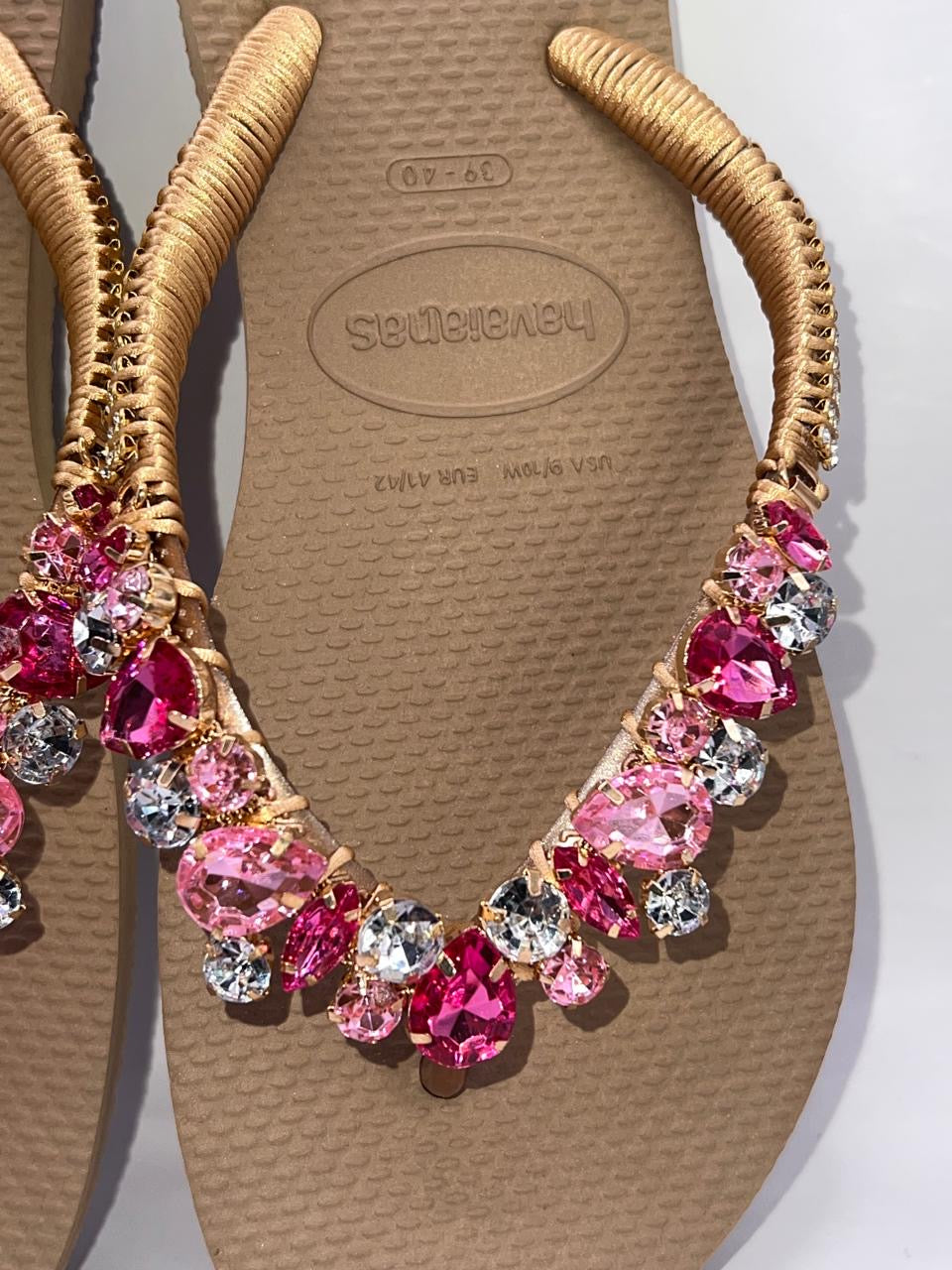 Diamond Flip Flop Custon Slim with Crystal Details Rose Gold stones Pink