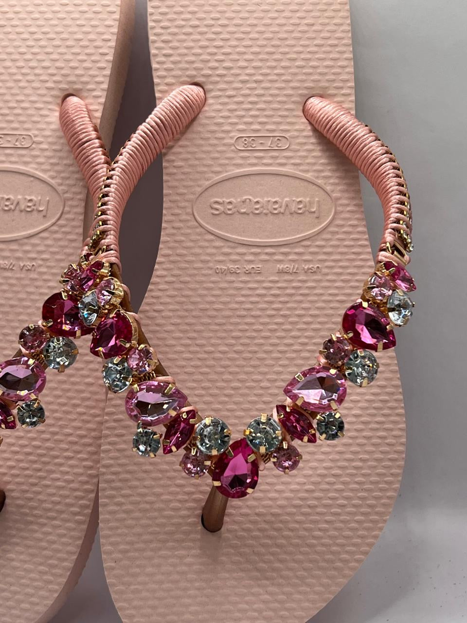 Diamond Flip Flop Rosa Ballet Custon Slim with Crystal Details  stones Pink