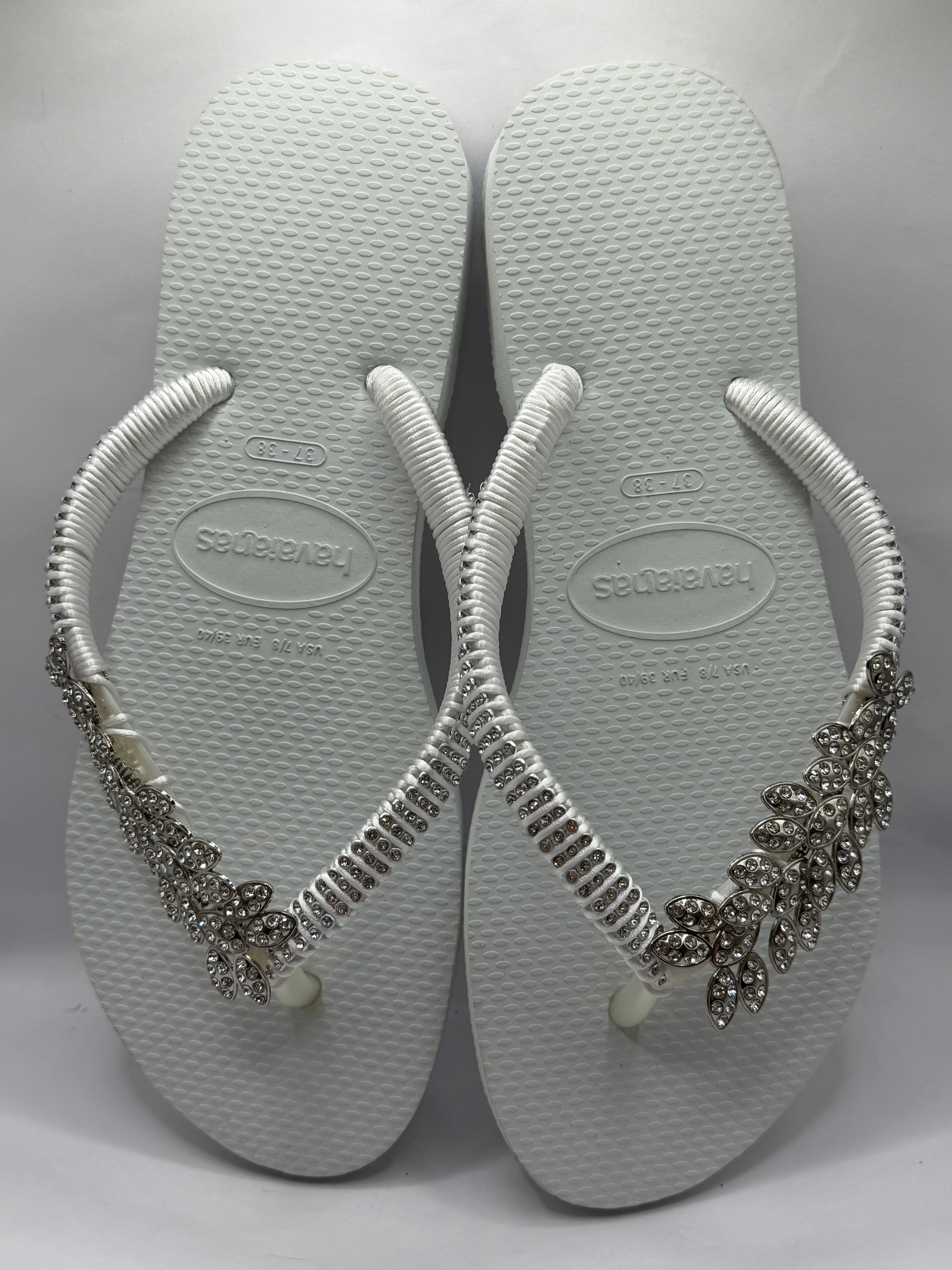 DIAMOND White charm flip flop